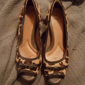 Leopard heels